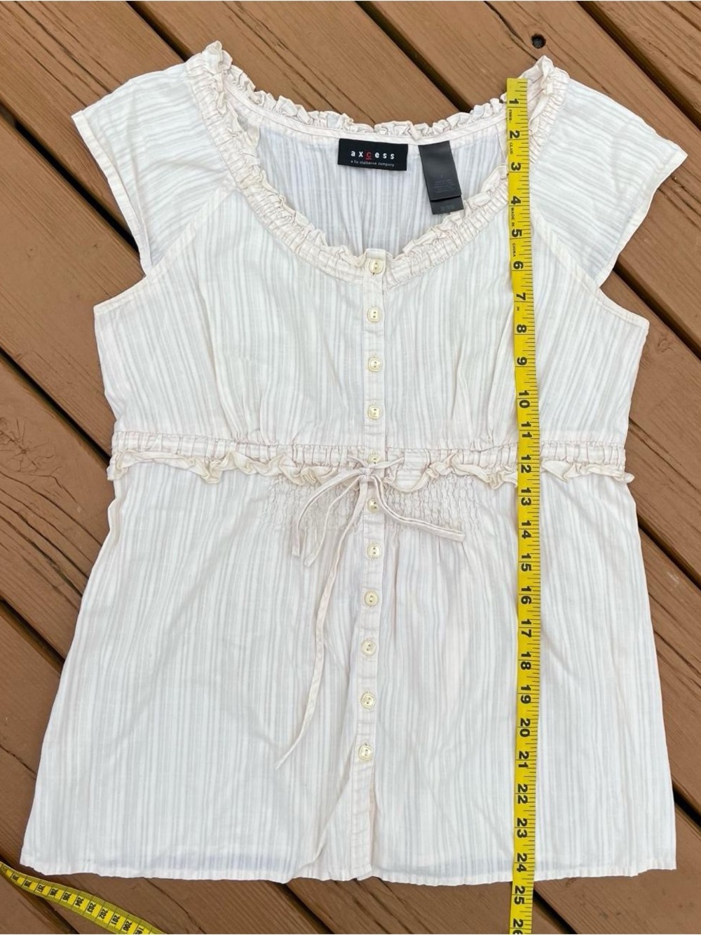 Cream Ruffle-Trim Button-Front Drawstring Waist Top - Picture 5 of 7